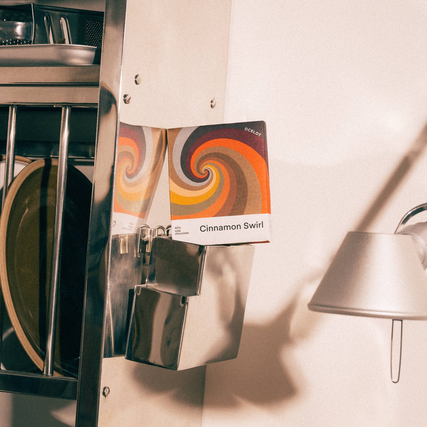 Cinnamon Swirl - milk chocolate